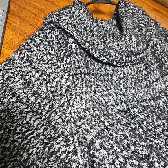 Lane Bryant Sweater - Picture 5 of 14